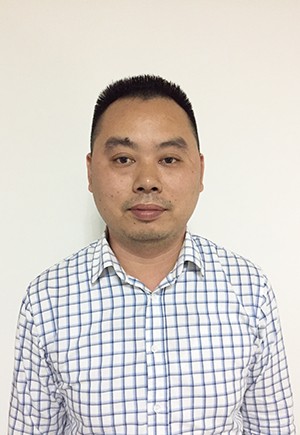 品质工程中心总监： 李向兵