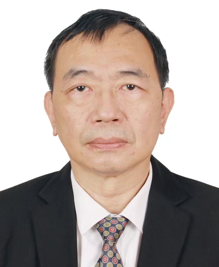 研发中心总监 ： 郭明健